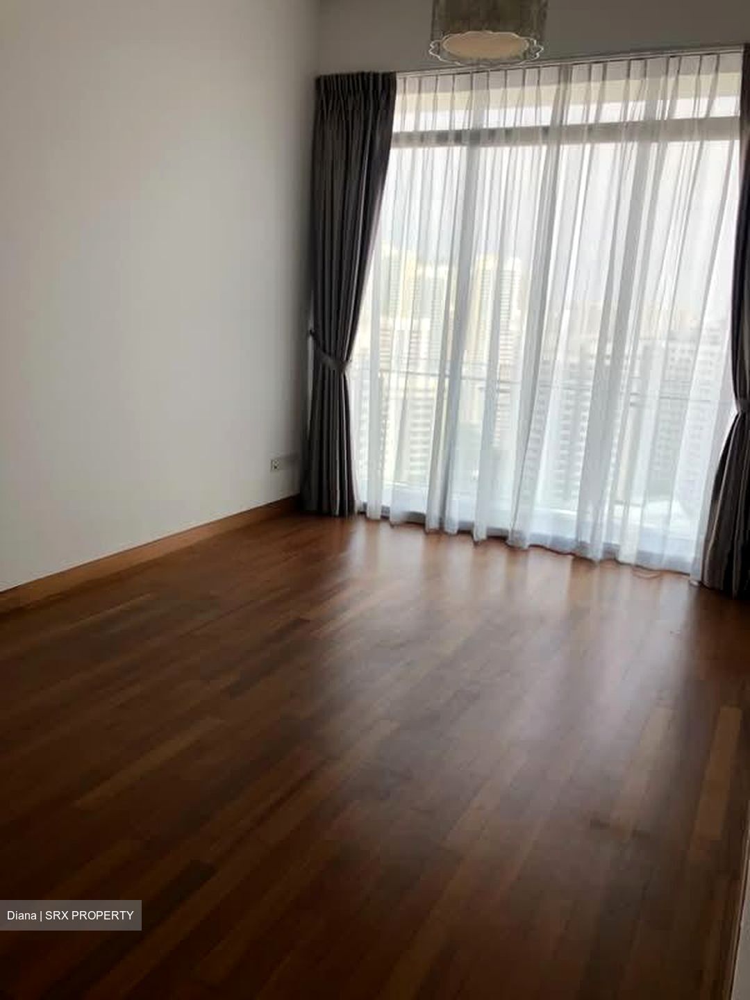 Latitude (D10), Condominium #556016291